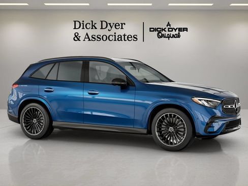 Used 2026 Mercedes-Benz GLC 300 image 9