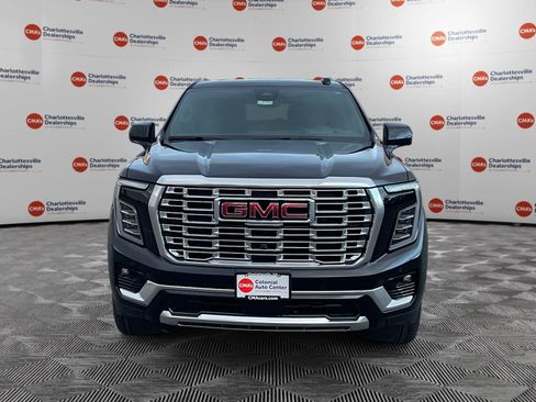 New 2026 GMC Yukon XL Denali w/ Denali Reserve Package image 8