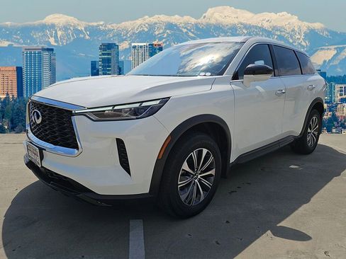 Certified 2024 INFINITI QX60 Pure image 6