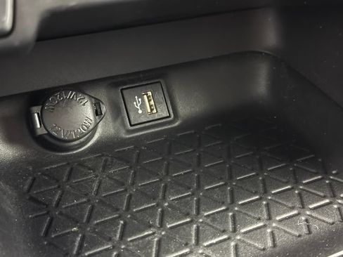 Used 2023 Toyota RAV4 LE FWD image 18