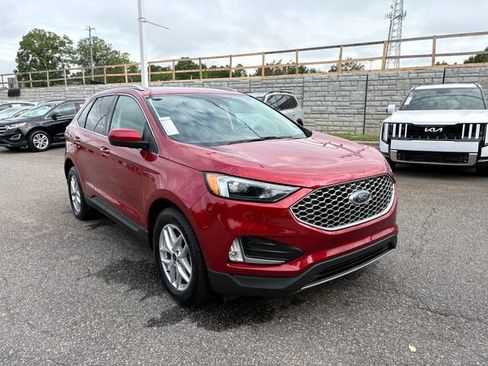 Used 2023 Ford Edge SEL w/ Convenience Package AWD/4WD image 8