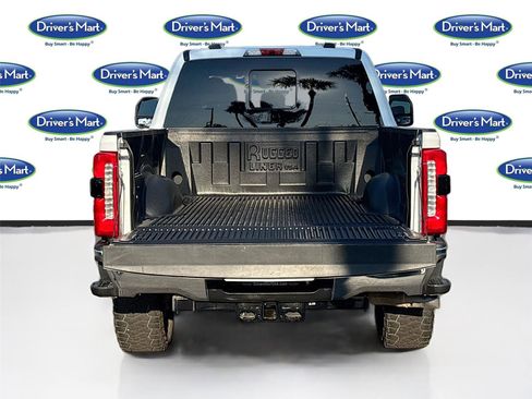 Used 2023 Ford F250 Lariat w/ Chrome Package image 30