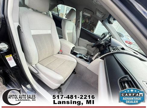 Used 2014 Toyota Camry LE FWD image 19