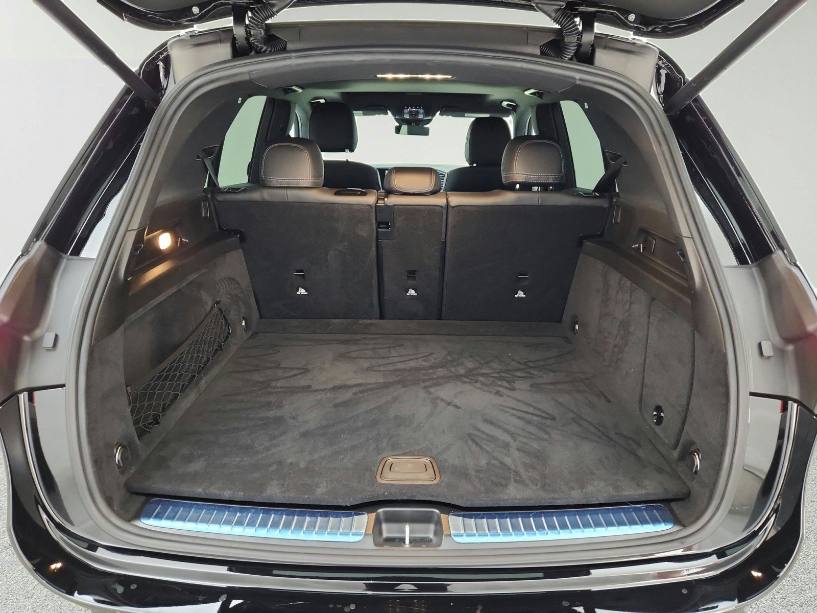 Certified 2026 Mercedes-Benz GLE 350 4MATIC image 32