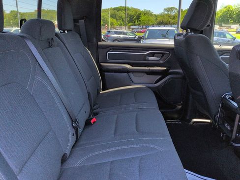 Used 2022 RAM 1500 Big Horn AWD/4WD image 11