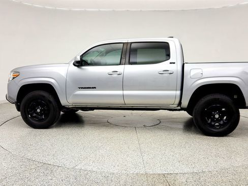 Used 2020 Toyota Tacoma SR5 image 8