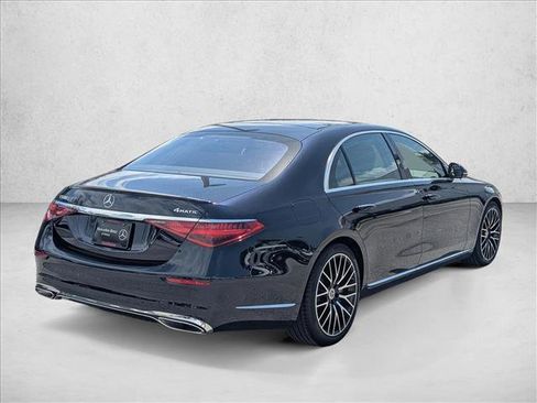 New 2026 Mercedes-Benz S 580 4MATIC Sedan image 2
