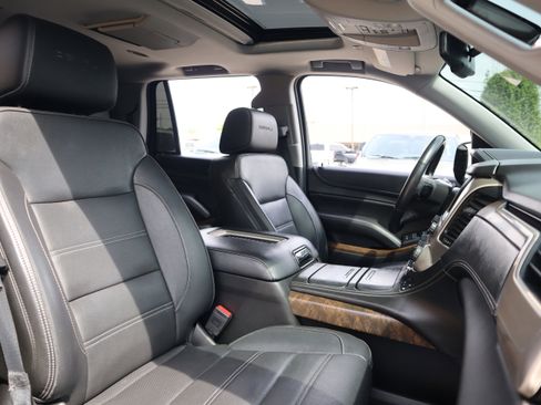 Used 2018 GMC Yukon Denali w/ Open Road Package AWD/4WD image 39