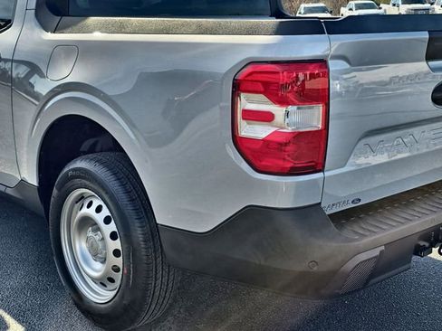 New 2026 Ford Maverick XL image 13
