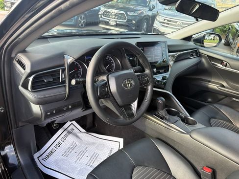 Used 2021 Toyota Camry SE FWD image 23