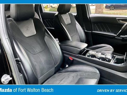 Used 2020 Ford Edge ST w/ Equipment Group 401A AWD/4WD image 30