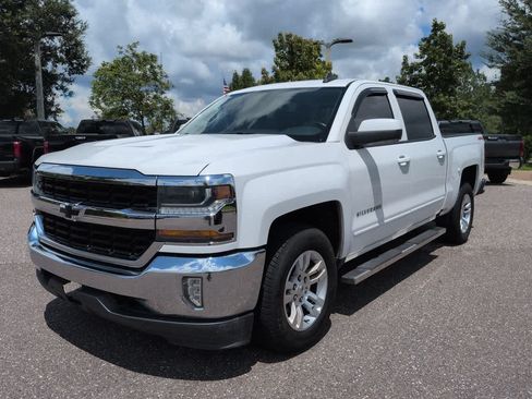 Used 2018 Chevrolet Silverado 1500 LT w/ All Star Edition AWD/4WD image 2