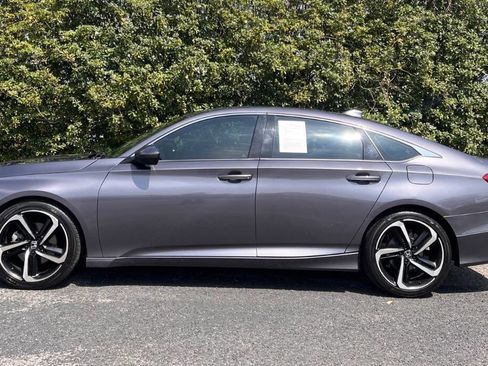 Used 2020 Honda Accord Sport image 4