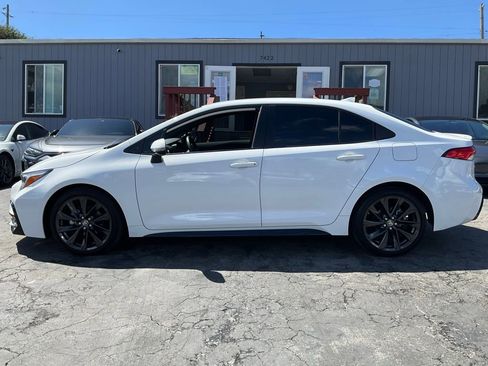 Used 2024 Toyota Corolla SE FWD image 5