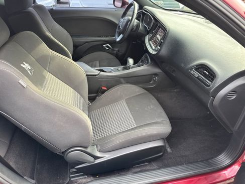 Used 2017 Dodge Challenger R/T Scat Pack image 11