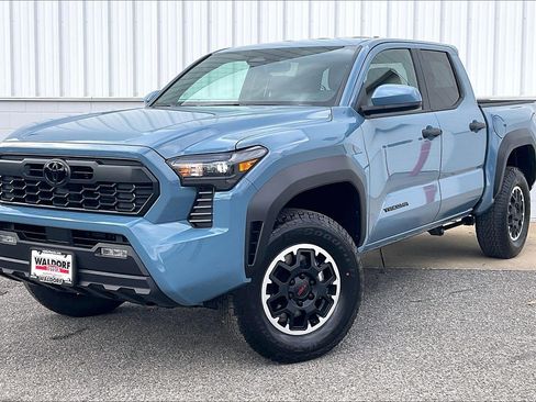 New 2026 Toyota Tacoma TRD Off-Road image 2