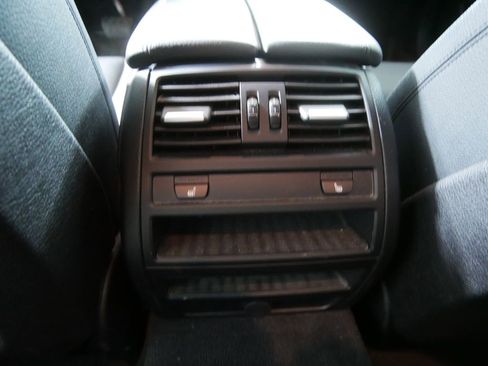 Used 2014 BMW 528i xDrive Sedan image 17