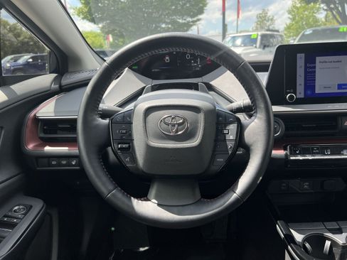 Used 2023 Toyota Prius Prime FWD image 16