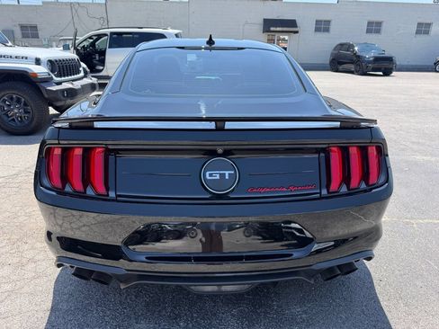 Used 2020 Ford Mustang GT Premium w/ Equipment Group 401A RWD image 16