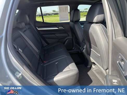 Used 2025 GMC Terrain Elevation w/ Elevation Premium Package AWD/4WD image 20