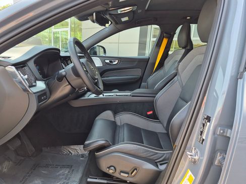 Used 2024 Volvo XC60 T8 Polestar w/ Protection Package Premier AWD/4WD image 15