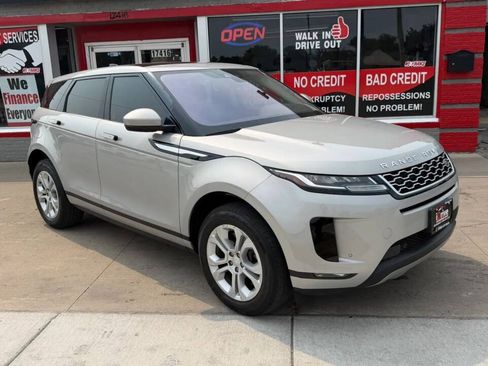 Used 2020 Land Rover Range Rover Evoque S AWD/4WD image 3