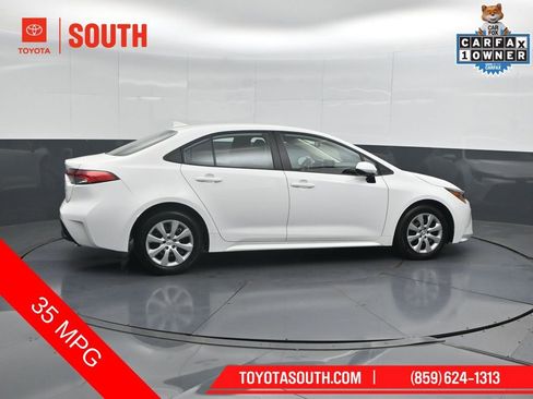 Used 2024 Toyota Corolla LE FWD image 3