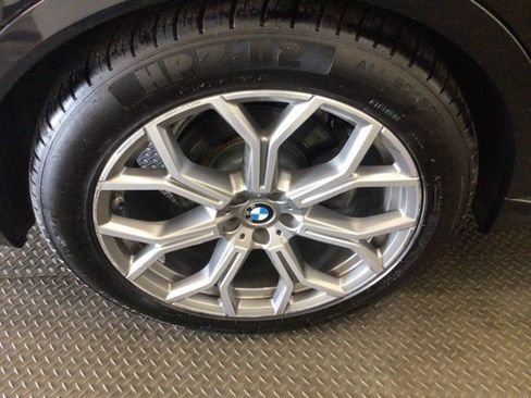 Used 2020 BMW X7 xDrive40i w/ Luxury Seating Package AWD/4WD image 30