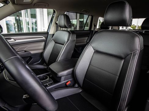 Certified 2023 Volkswagen Atlas SE FWD image 25