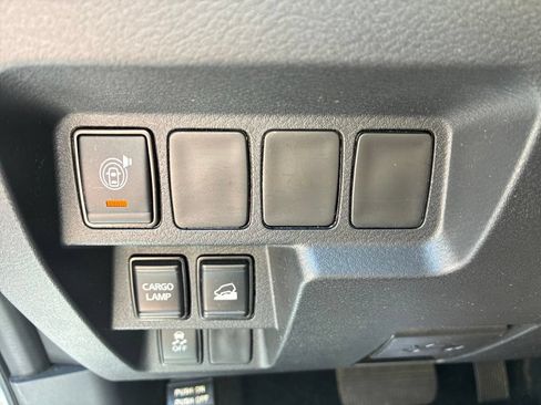 Certified 2025 Nissan Frontier S AWD/4WD image 22