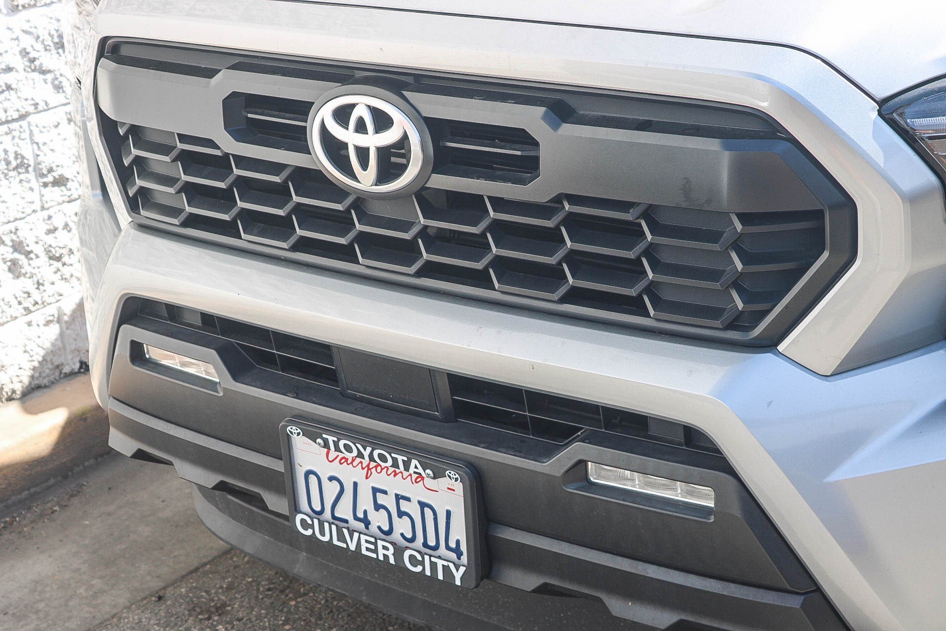 Certified 2025 Toyota Tacoma TRD Sport AWD/4WD image 7