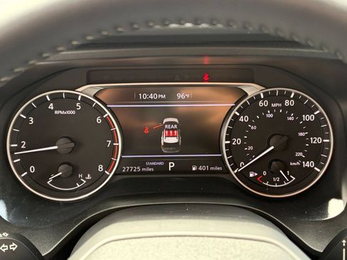 Used 2025 Nissan Rogue SV FWD image 36