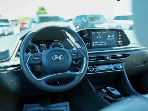 Used 2023 Hyundai Sonata Blue FWD image 20