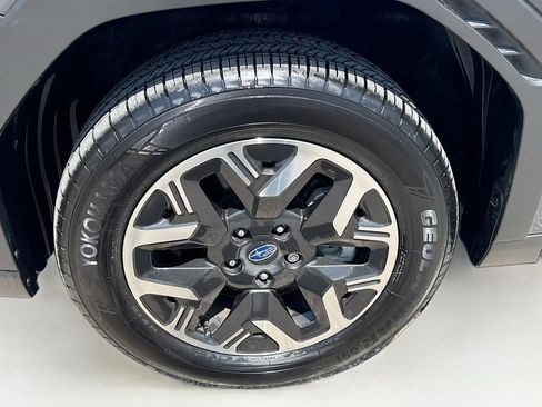 Used 2025 Subaru Forester Premium w/ Convenience Package #1 AWD/4WD image 39