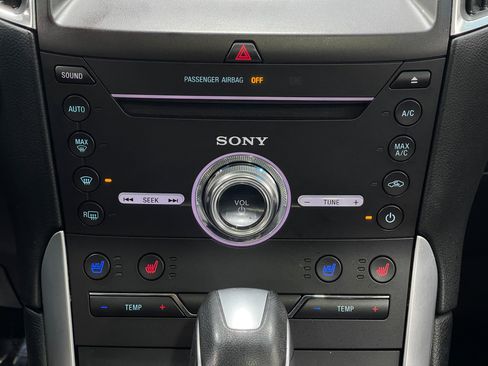 Used 2018 Ford Edge Titanium w/ Canadian Touring Package image 26