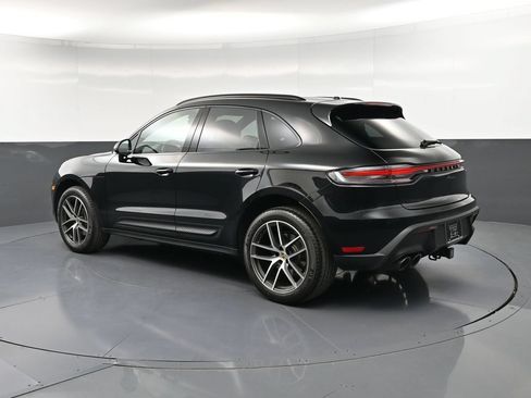 Certified 2023 Porsche Macan Turbo AWD/4WD image 3