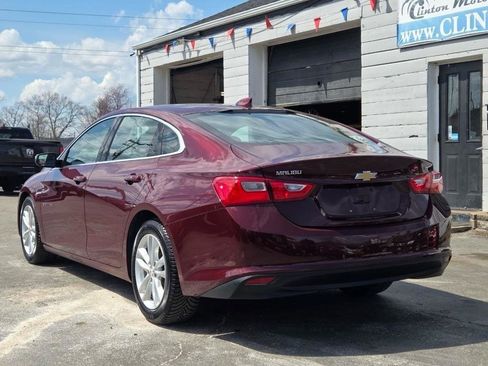 Used 2016 Chevrolet Malibu LT FWD image 3