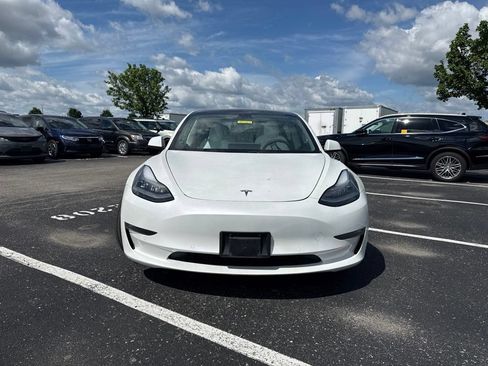 Used 2021 Tesla Model 3 Long Range AWD/4WD image 2