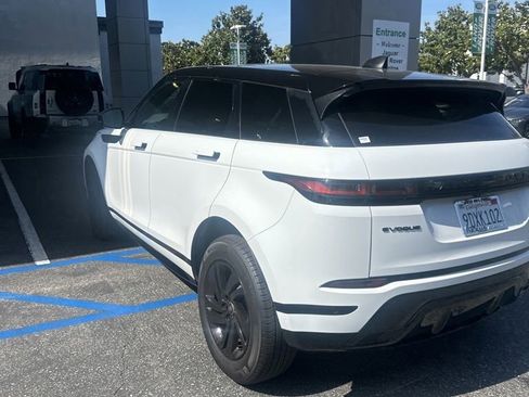 Used 2023 Land Rover Range Rover Evoque R-Dynamic S AWD/4WD image 4