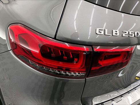 Certified 2023 Mercedes-Benz GLB 250 image 27