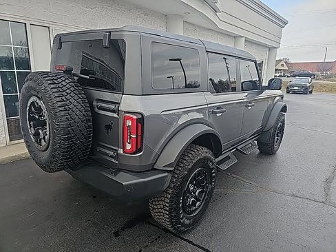 Used 2024 Ford Bronco Wildtrak image 4