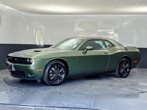 Used 2022 Dodge Challenger SXT w/ Blacktop Package AWD/4WD image 7