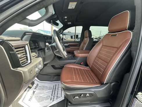 Used 2025 GMC Sierra 2500 Denali Ultimate AWD/4WD image 11
