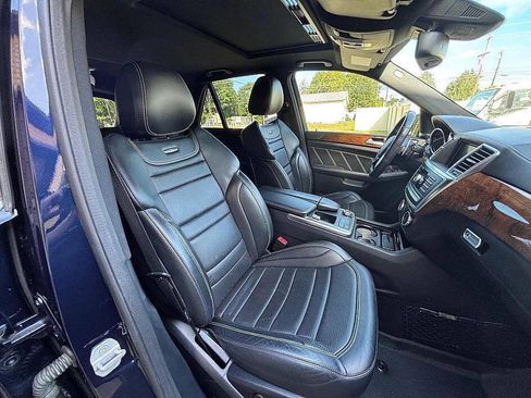 Used 2015 Mercedes-Benz ML 63 AMG 4MATIC image 15