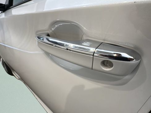 Certified 2018 Honda Accord Touring image 13