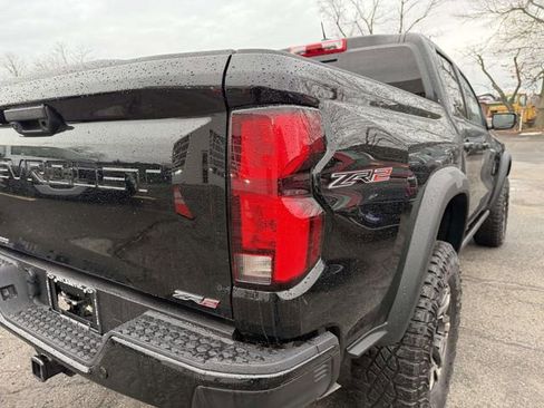 Certified 2024 Chevrolet Colorado ZR2 w/ Safety Package AWD/4WD image 7