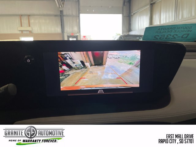 Used 2026 Buick Encore GX Avenir w/ Avenir Convenience Package FWD image 29