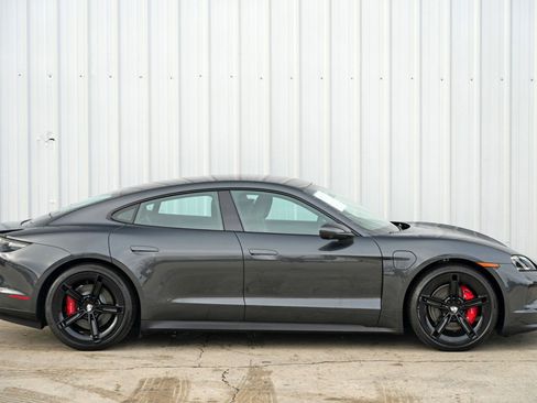Used 2025 Porsche Taycan 4S w/ Premium Package image 59