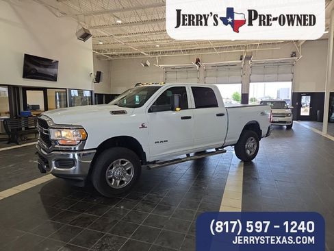 Used 2022 RAM 2500 Tradesman AWD/4WD image 1