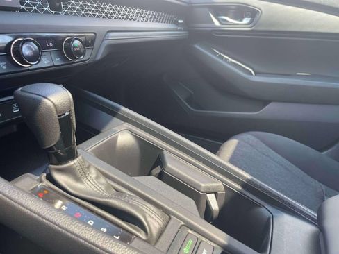 Used 2025 Honda Accord SE image 32
